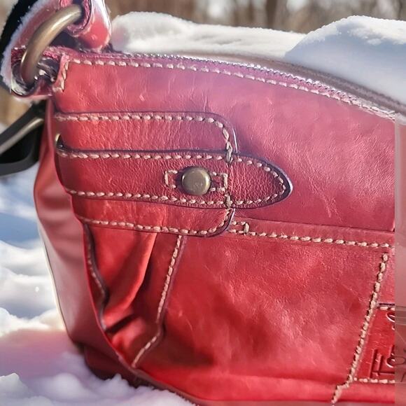 Fossil Red Leather Purse Cognac Fabric Lining Key Fob 8-9 Inch Drop 3 Pockets - Picture 9 of 16